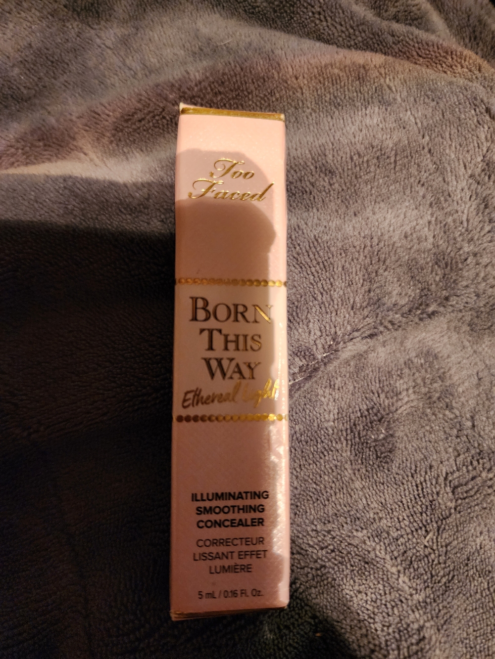 Too Faced Born This Way Illuminating Smoothing Concealer - Honeybun